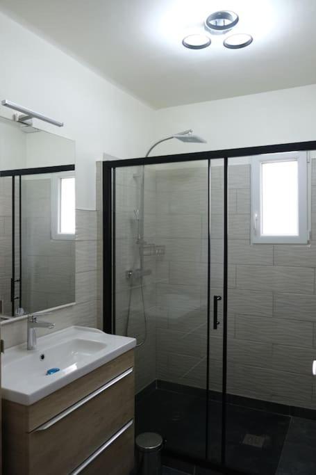 Maison Confortable A Ansouis Dans Le Luberon מראה חיצוני תמונה