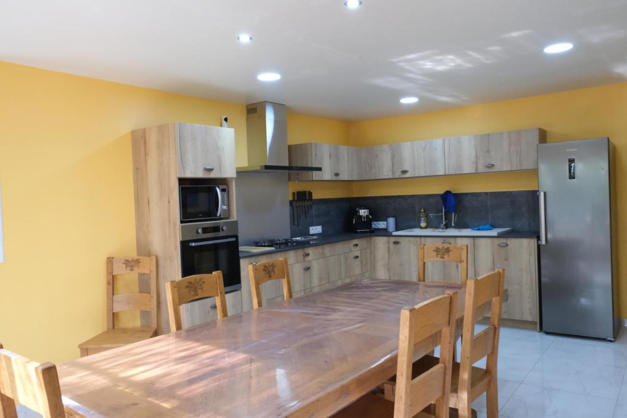 Maison Confortable A Ansouis Dans Le Luberon מראה חיצוני תמונה