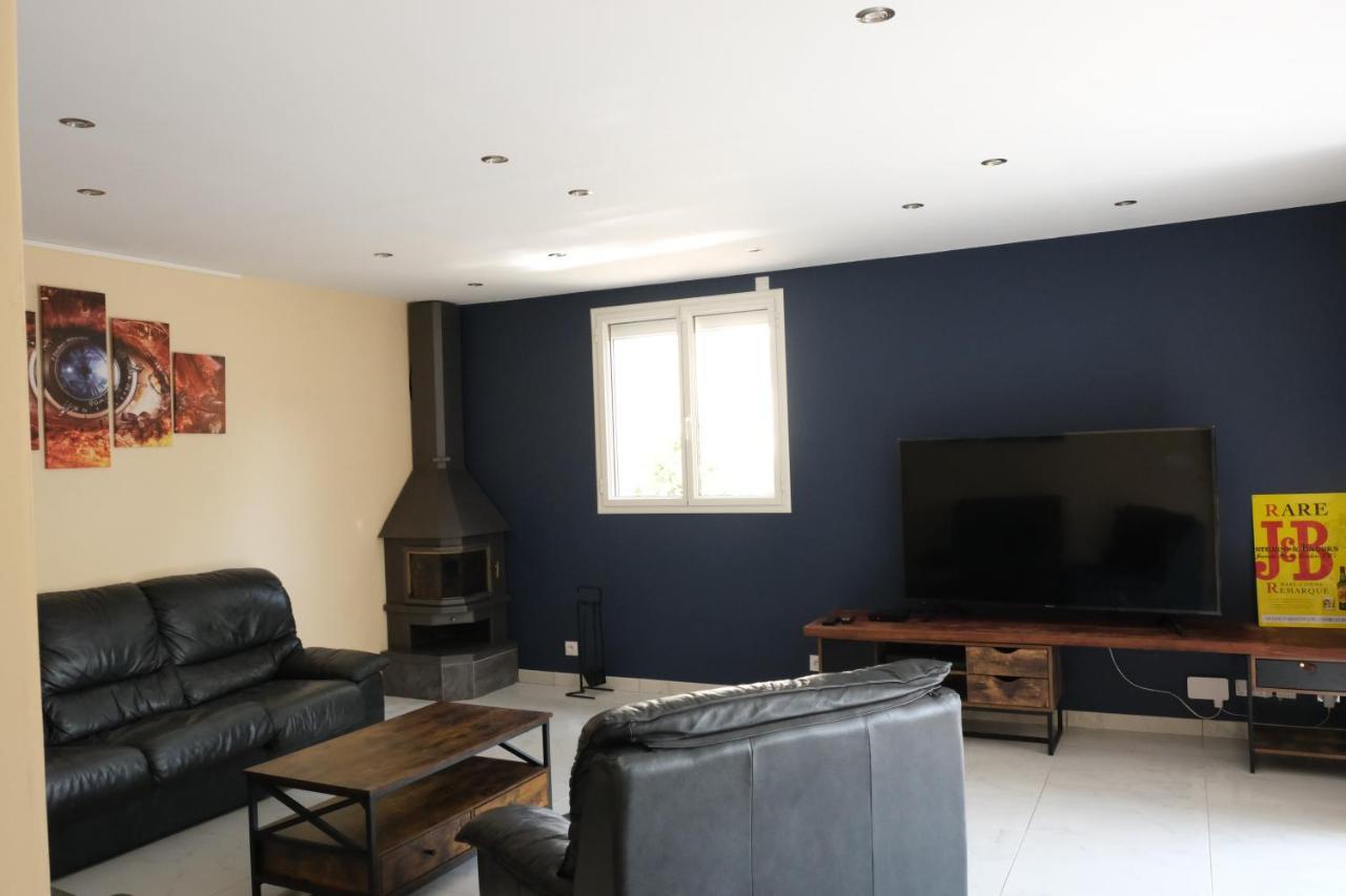 Maison Confortable A Ansouis Dans Le Luberon מראה חיצוני תמונה